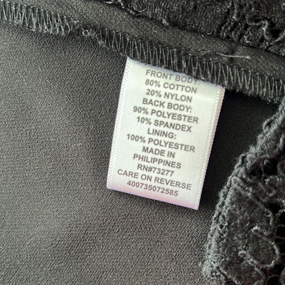 Elle Black Lace Front Buttonless Vest - Picture 8 of 10